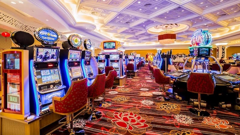 Phân biệt casino trực tuyến và casino truyền thống